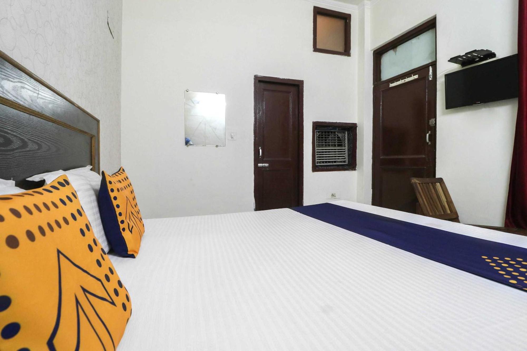 Hotel O Sun City 42 Chandigarh Ngoại thất bức ảnh